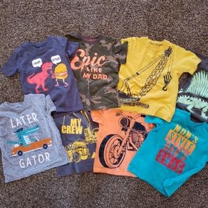 Graphic tee bundle